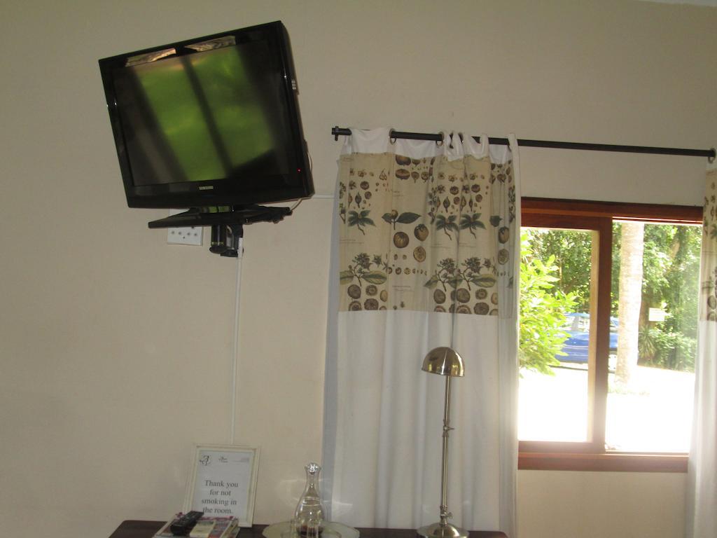 Almar View Guest House Mbombela Rum bild